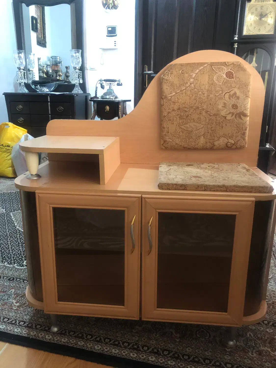 میز تلفن|میز تلفن|ارومیه, |دیوار