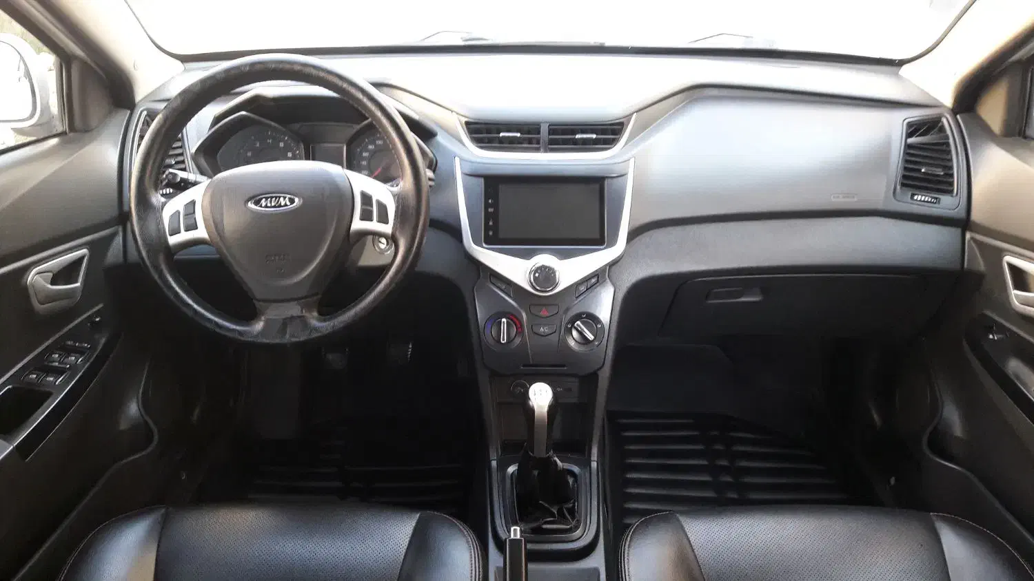 خودرو معاوضه با خانه و ملک در وسط شهر  تهاتر|خودرو سواری و وانت|شیراز, شهرک بهار|دیوار