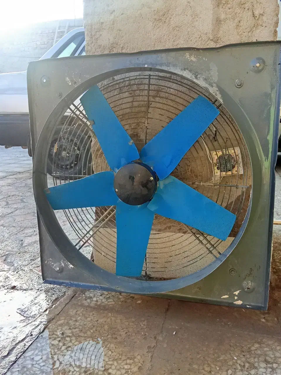 فن بزرگ|پنکه و تصفیهکنندهٔ هوا|زابل, |دیوار