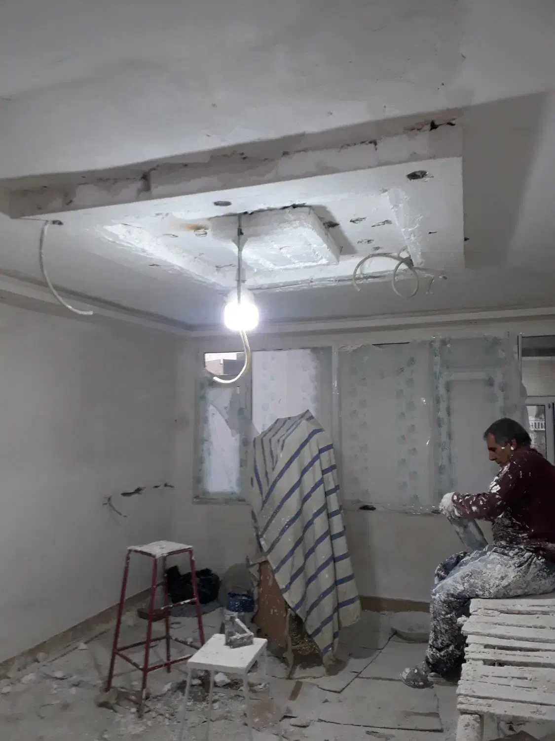 کچ خاک سفید|خدمات پیشه و مهارت|سنقر, |دیوار