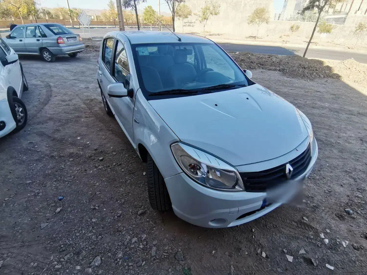 ساندرو|خودرو سواری و وانت|قائن, |دیوار