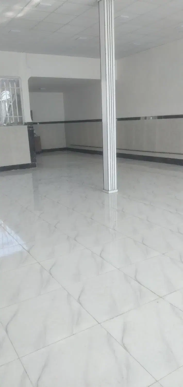 مفازه ۱۳۰متری|اجارهٔ مغازه و غرفه|سلماس, |دیوار