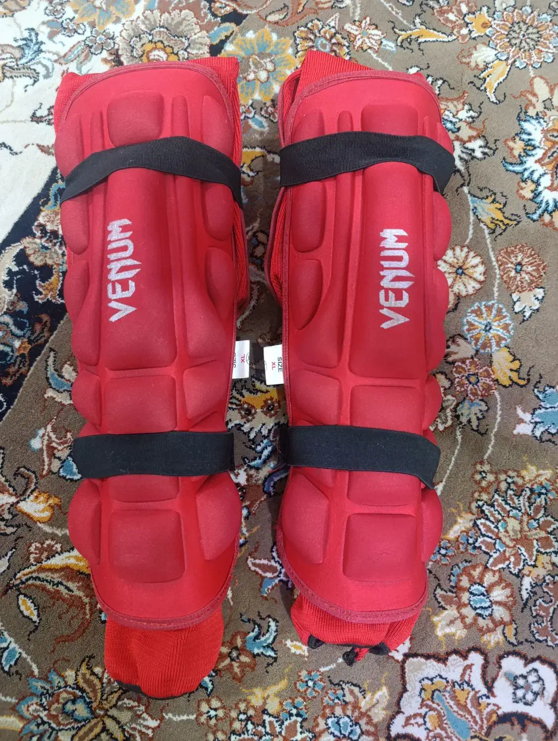 ساق بند،دست کش|تجهیزات ورزشی|یاسوج, |دیوار