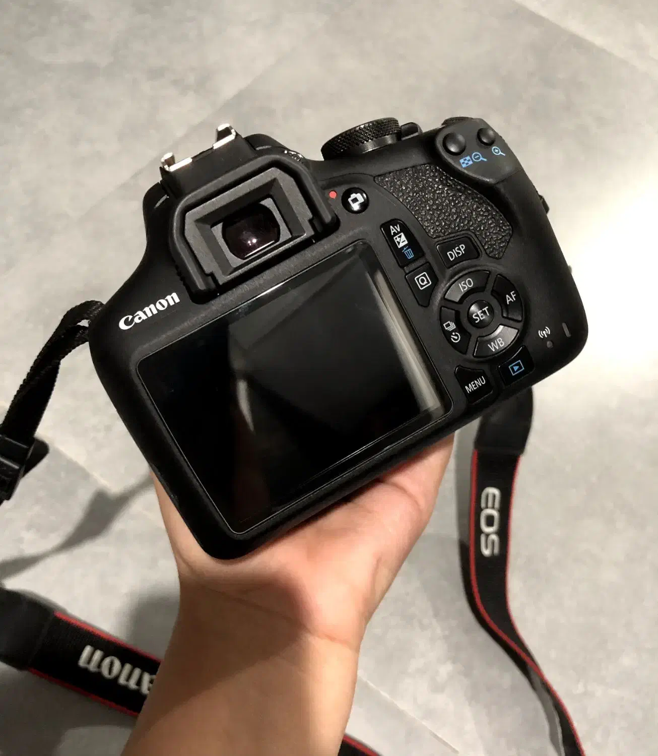 دوربین   canon  2000d|دوربین عکاسی و فیلم‌برداری|محمدیه-قزوین, |دیوار