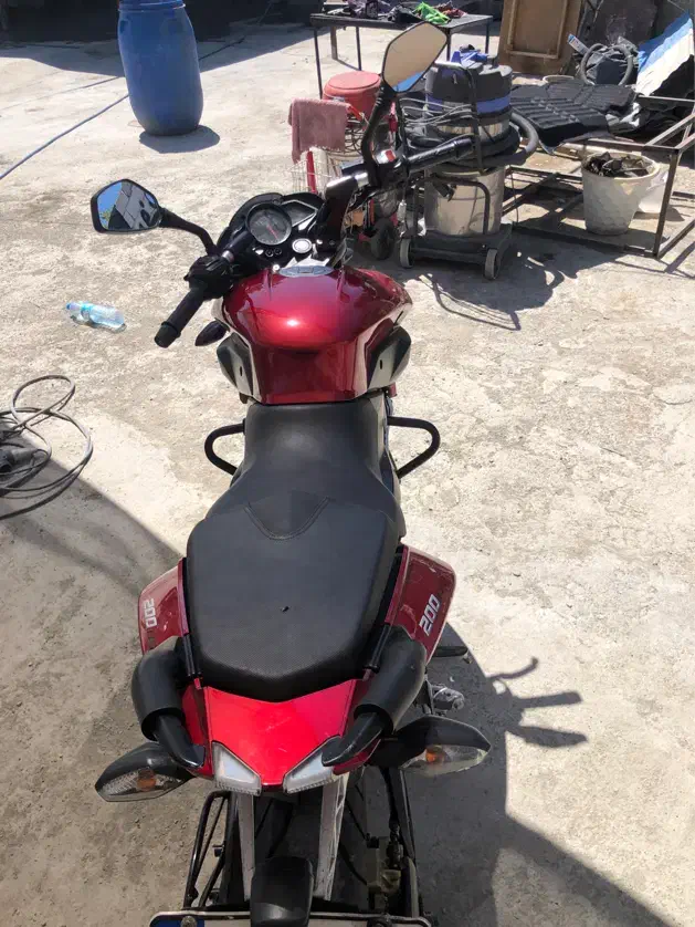 Ns200|موتورسیکلت|تهران, سعادت‌آباد|دیوار