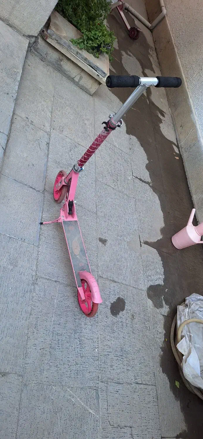 اسکوتر دخترانه سالم|دوچرخه، اسکیت، اسکوتر|لواسان, |دیوار