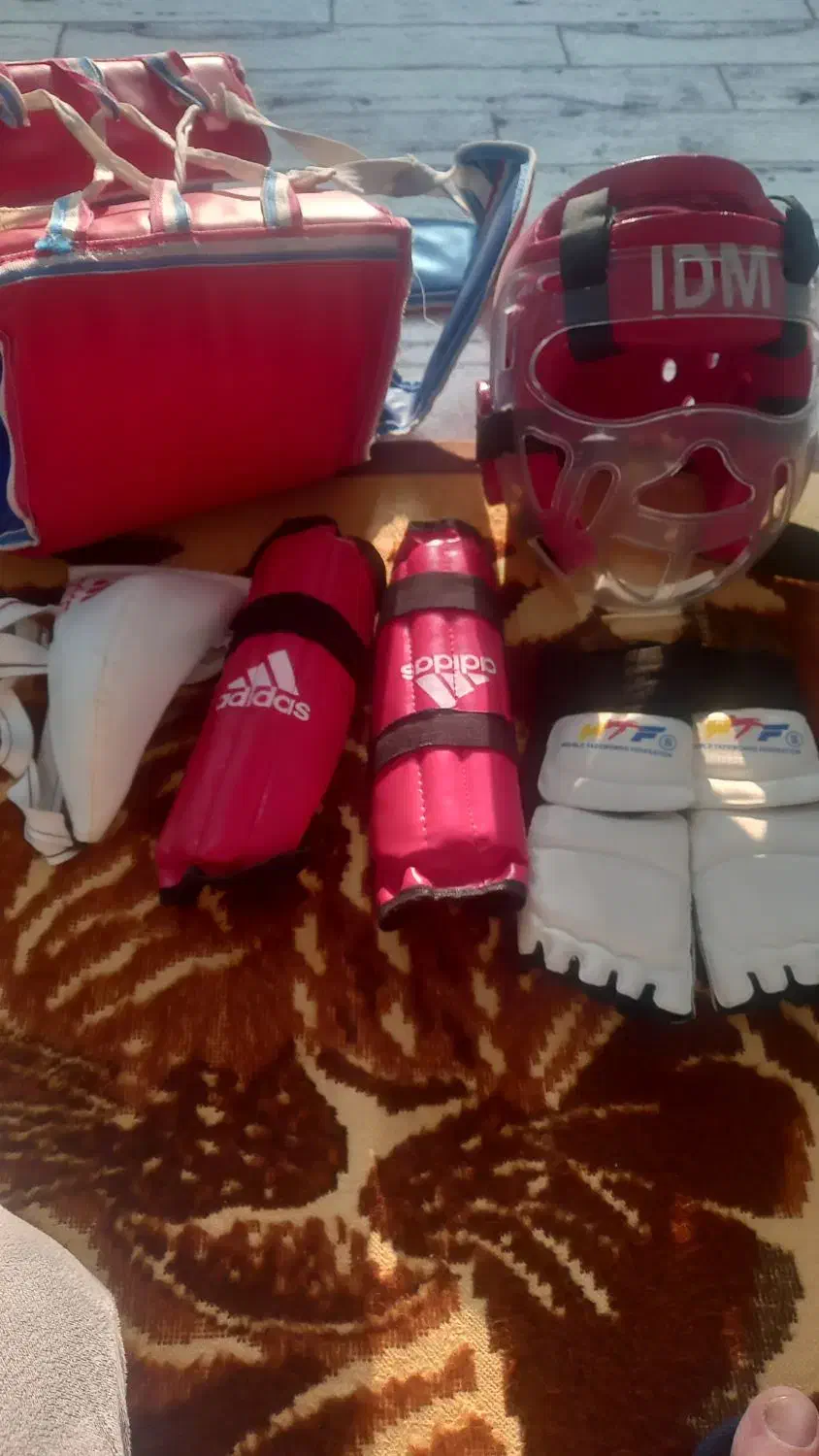 وسایل تکواندو|تجهیزات ورزشی|نوشین شهر, |دیوار