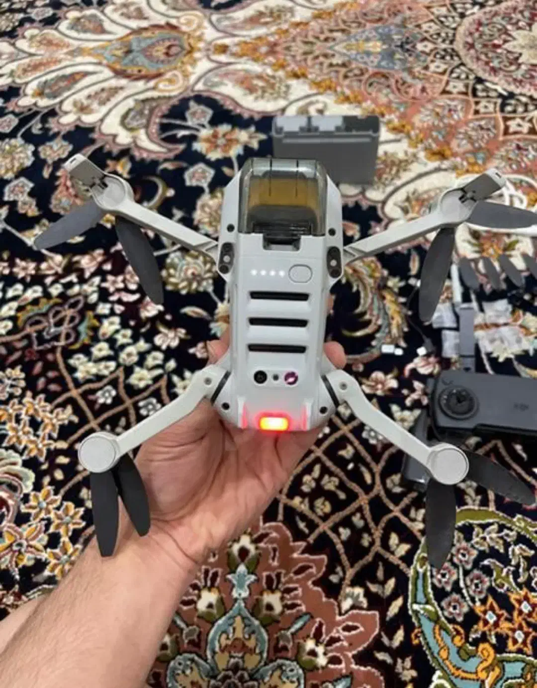 هلی شات DJI مینی SE زیر قیمت|دوربین عکاسی و فیلم‌برداری|بوشهر, |دیوار