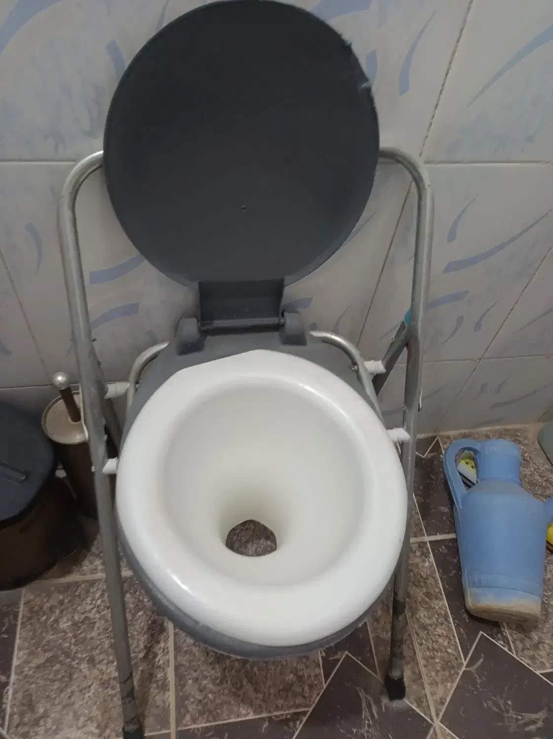 دستشویی فرنگی در حد نو خاش|لوازم سرویس بهداشتی|خاش, |دیوار