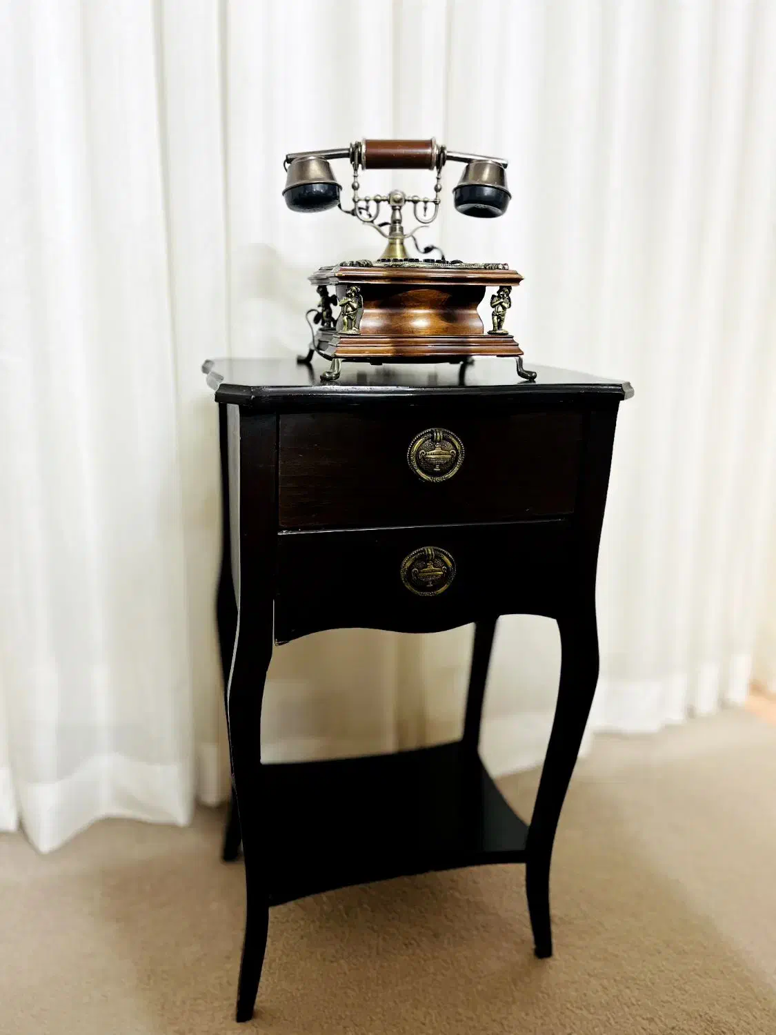 میز تلفن وتلفن|میز تلفن|دورود, |دیوار