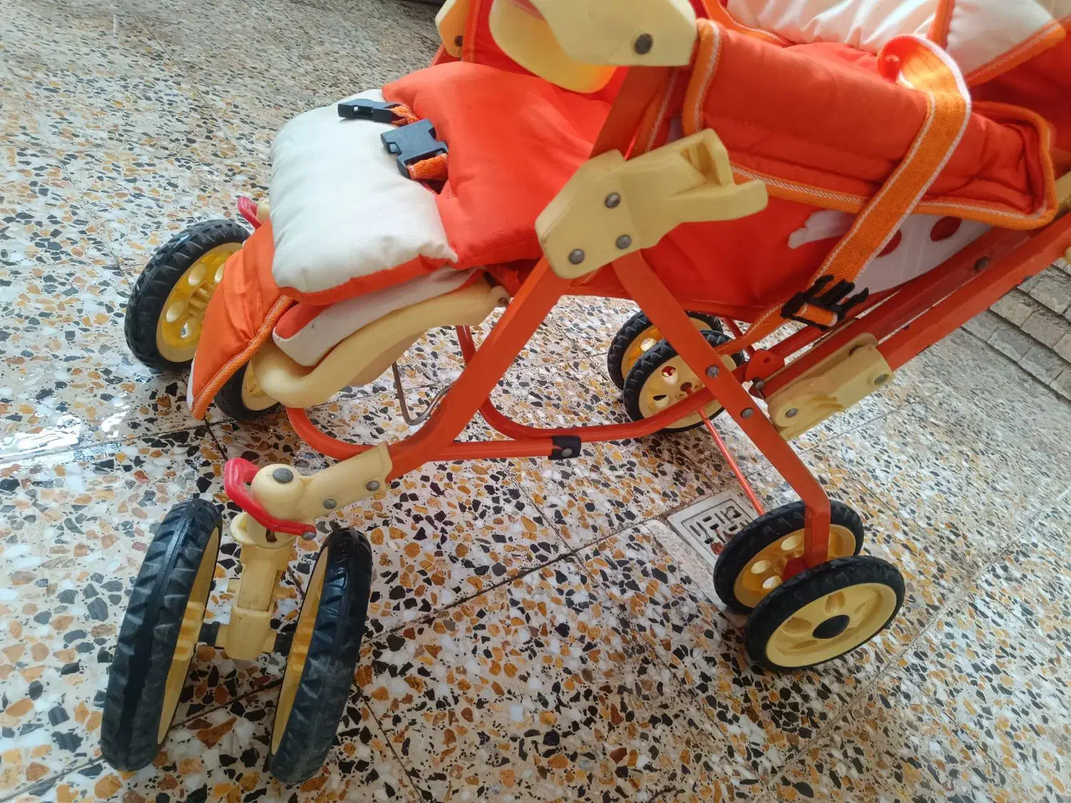 فروش کالسکه تمیز|کالسکه و لوازم جانبی|شوشتر, |دیوار