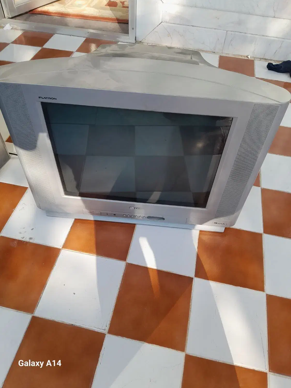 تلویزیون ال جی اصل کره|تلویزیون و پروژکتور|نجفآباد, ویلاشهر|دیوار