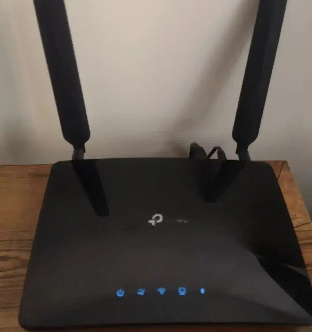 مودم سیم کارت خور tiplink|مودم و تجهیزات شبکه|تهران, باغ فیض|دیوار