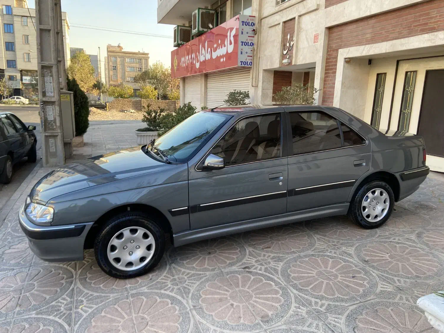 پارس ۱۴۰۰ بیرنگ درجه یک|خودرو سواری و وانت|کرمانشاه, |دیوار