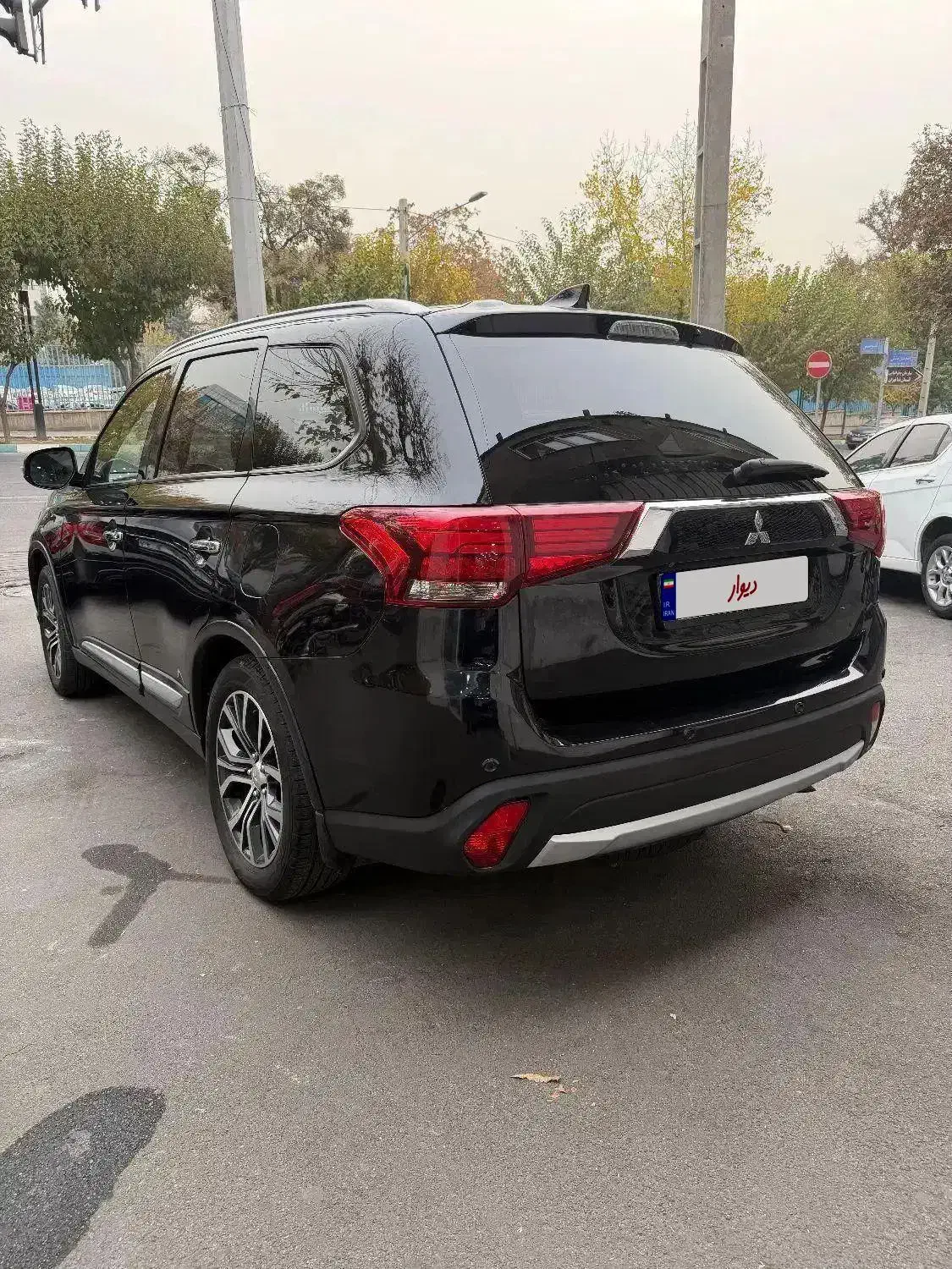 اوتلندر ۲۰۱۷ فول کامل تیپ ۵ تک برگ سند به رویت صفر|خودرو سواری و وانت|تهران, حشمتیه|دیوار