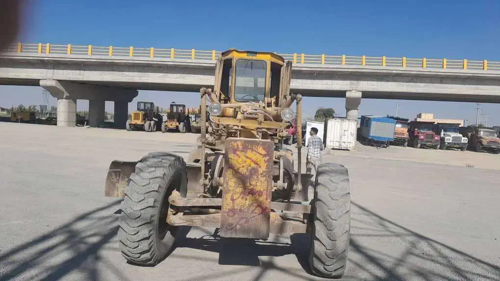 فروش 2 دستگاه گریدر کوماتسو 705R2|خودرو سنگین|تهران, عباسآباد|دیوار