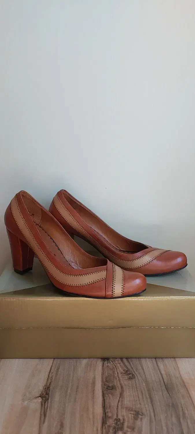کفش زنانه تمام چرم سایز ۳۹|کیف، کفش، کمربند|زنجان, |دیوار