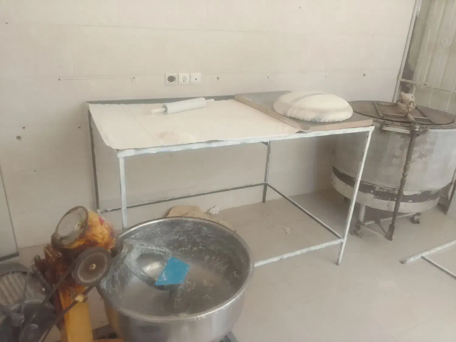 اساسیه پختن نون خونگی|فروشگاه و مغازه|بروجن, |دیوار