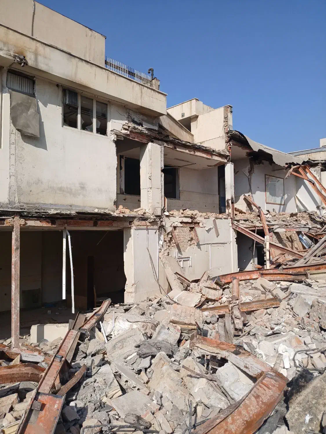 تخریب ساختمان|خدمات پیشه و مهارت|تهران, دریان‌نو|دیوار