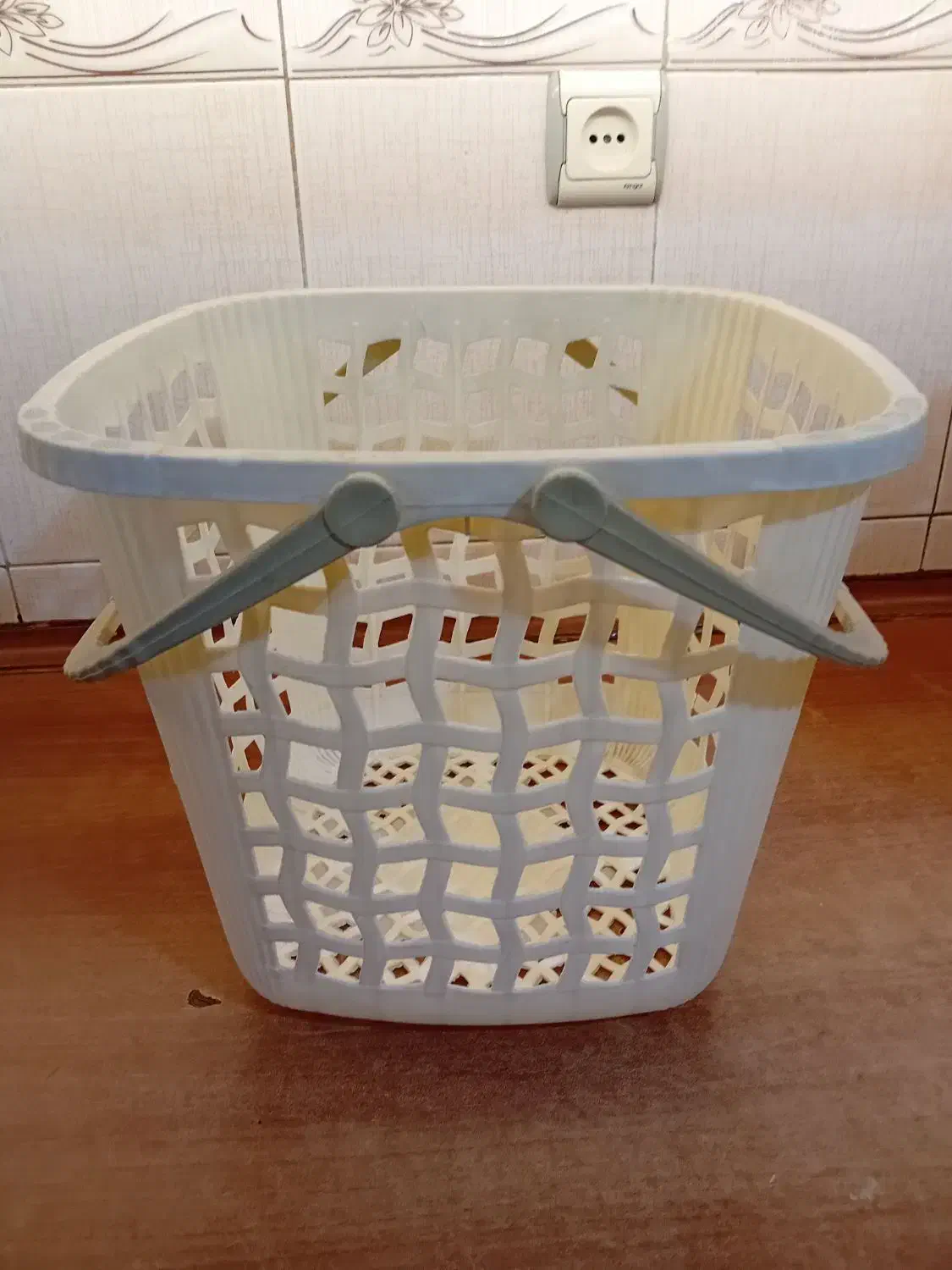 سبد نوهست|لوازم حمام|تبریز, |دیوار