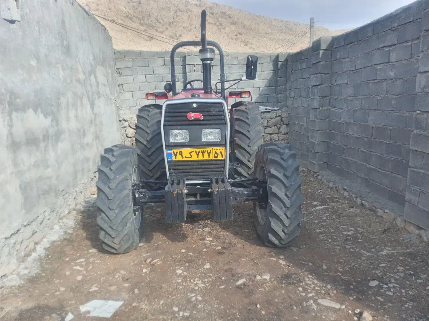 تراکتور۴۷۵مدل۴۰۳|خودرو سنگین|کرمانشاه, |دیوار