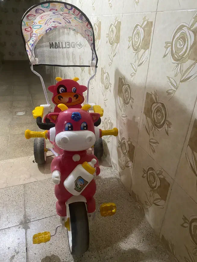 فروش صندلی غذا کودک مدل زوویی و سه چرخه پدال دار|دوچرخه، اسکیت، اسکوتر|شیراز, زرهی|دیوار