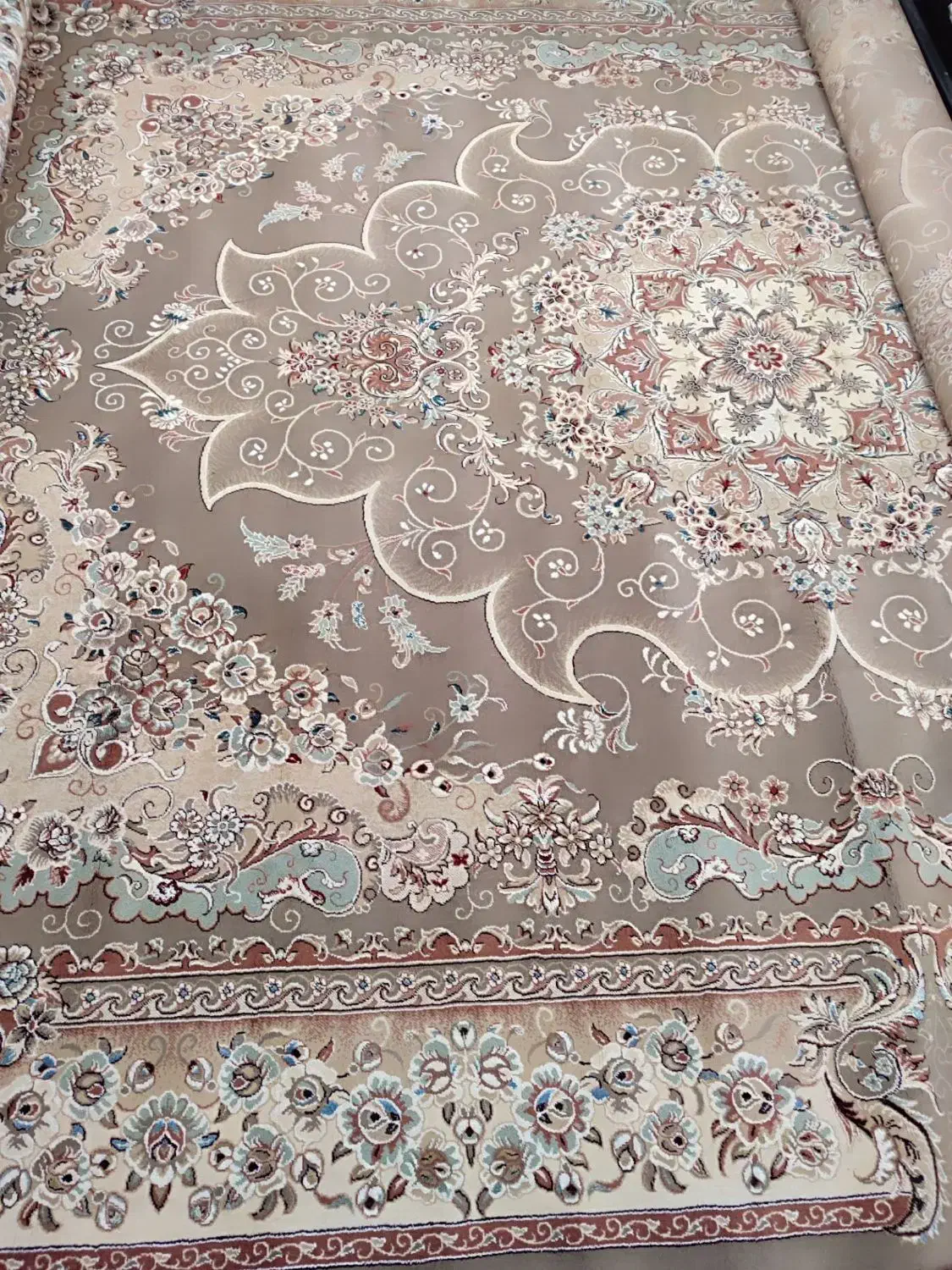 فرش۴×۳|فرش|نیشابور, جمهوری|دیوار