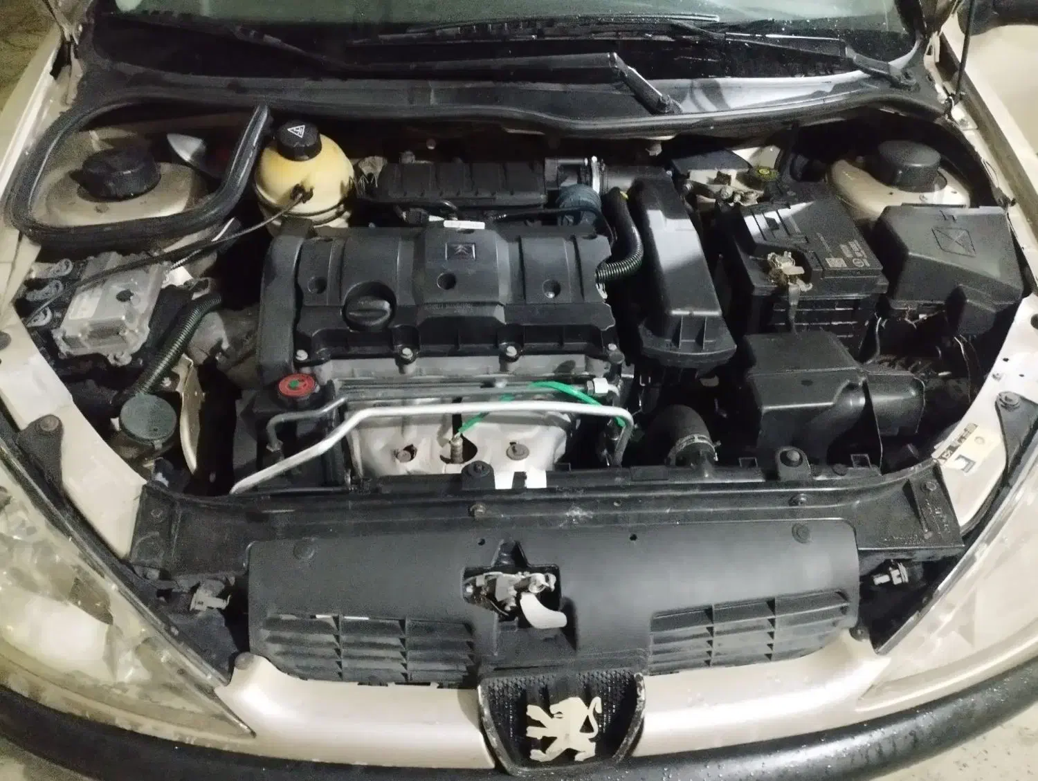 پژو 206اس دی وی 8|خودرو سواری و وانت|قرچک, میرزائی جنوبی|دیوار