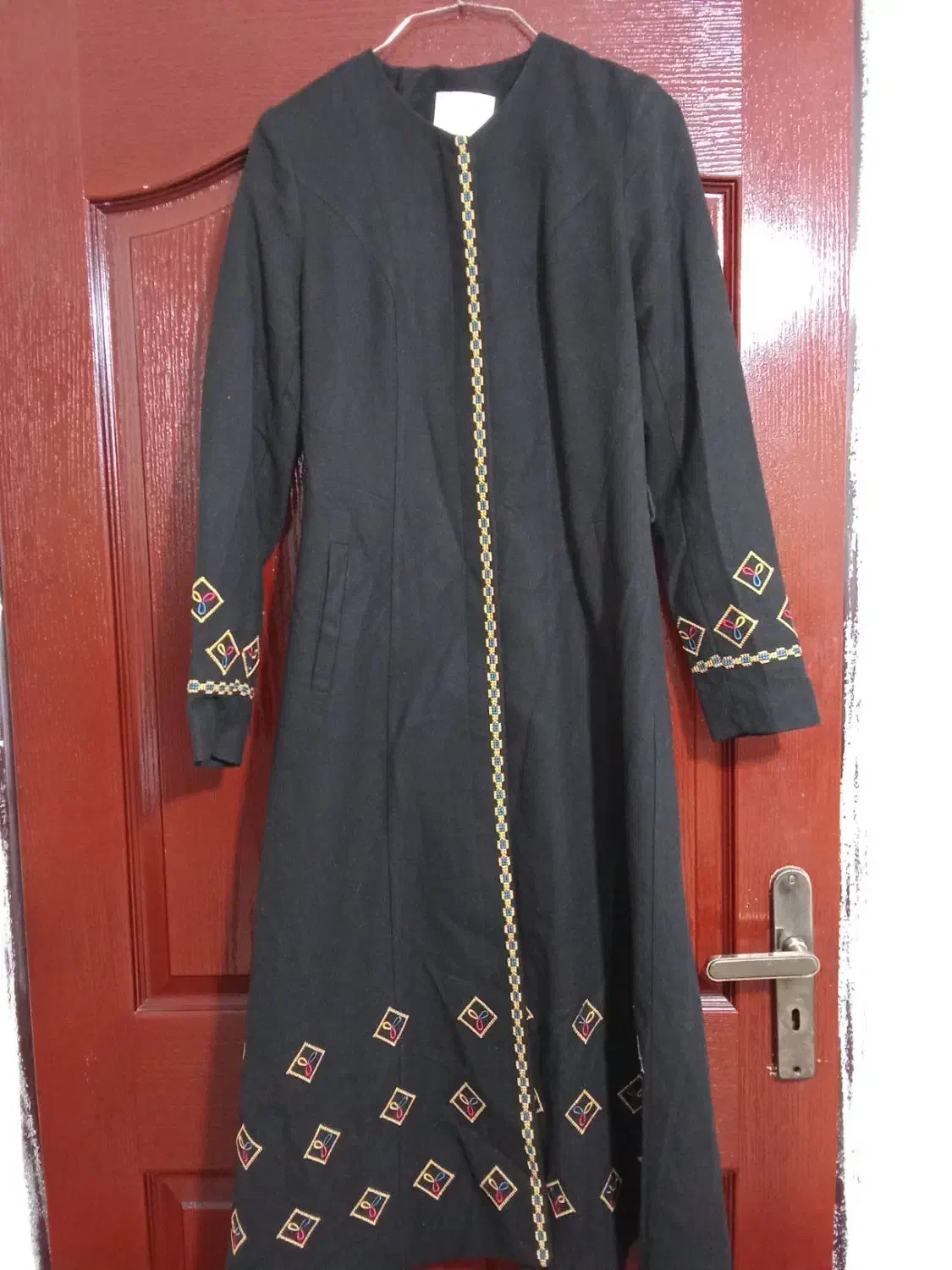 دوتا پالتو به سایز 38|لباس|سلماس, |دیوار