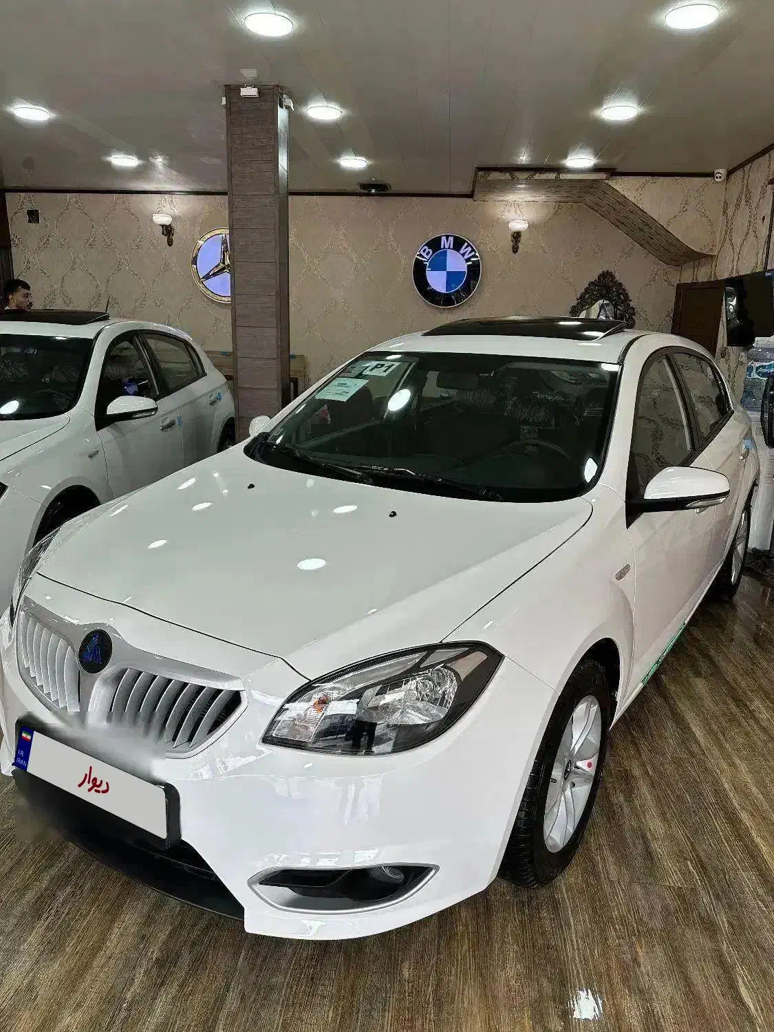 برلیانس ۳۲۰ مدل ۱۳۹۹ موتور ۱۶۵۰  مشابه خشک|خودرو سواری و وانت|تهران, تهرانپارس شرقی|دیوار