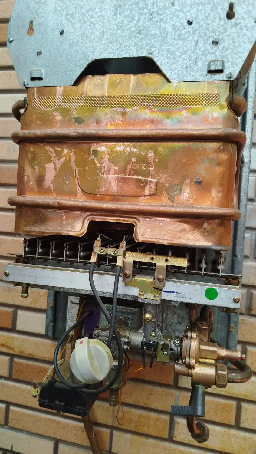 سرویس و تعمیرات بخاری و آبگرمکن درمحل|آبگرمکن، پکیج، شوفاژ|کاشان, شهرک امیرالمومنین|دیوار