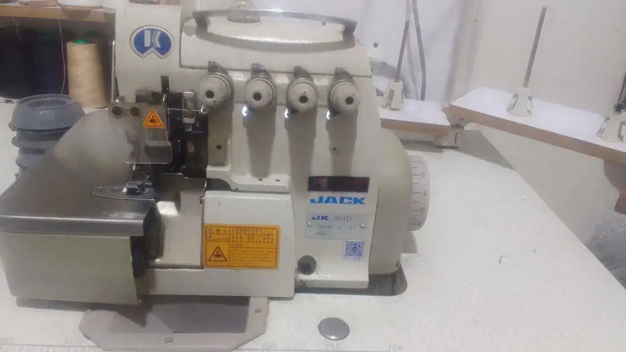 چرخ 4 نخ|چرخ خیاطی و ریسندگی|شاهینشهر, مخابرات (شهید بهشتی)|دیوار