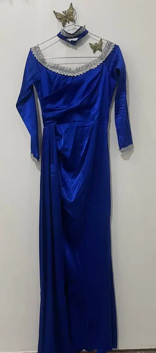 لباس شب|لباس|خمین, |دیوار