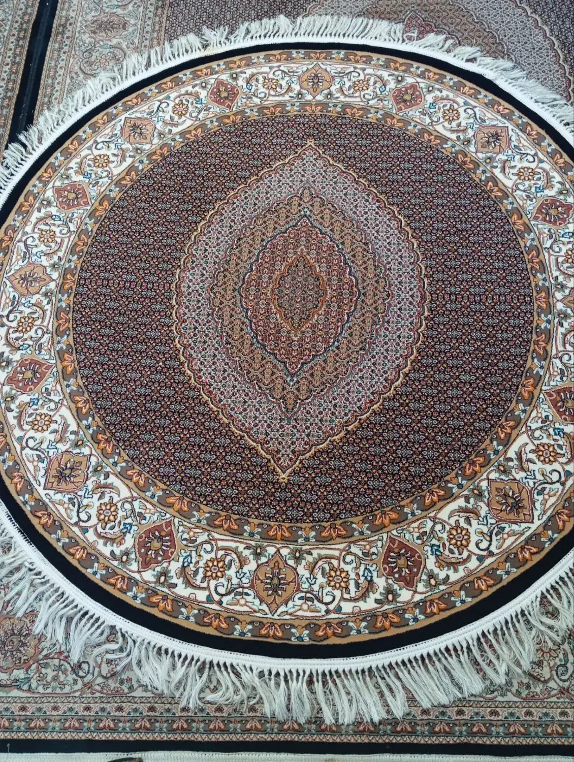 فرش دایره ماهی ۷۰۰ شانه|فرش|تبریز, |دیوار