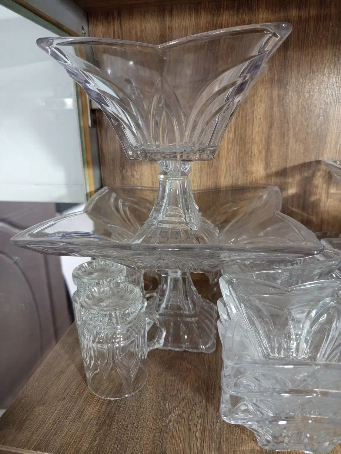 فروش سرویس پذیرایی تیار اصل|ظروف سرو و پذیرایی|نسیمشهر, |دیوار