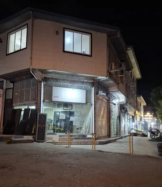 مغازه  ۲۰ متری دو نبش بر اصلی خیابان|اجارهٔ مغازه و غرفه|رضوانشهر, |دیوار