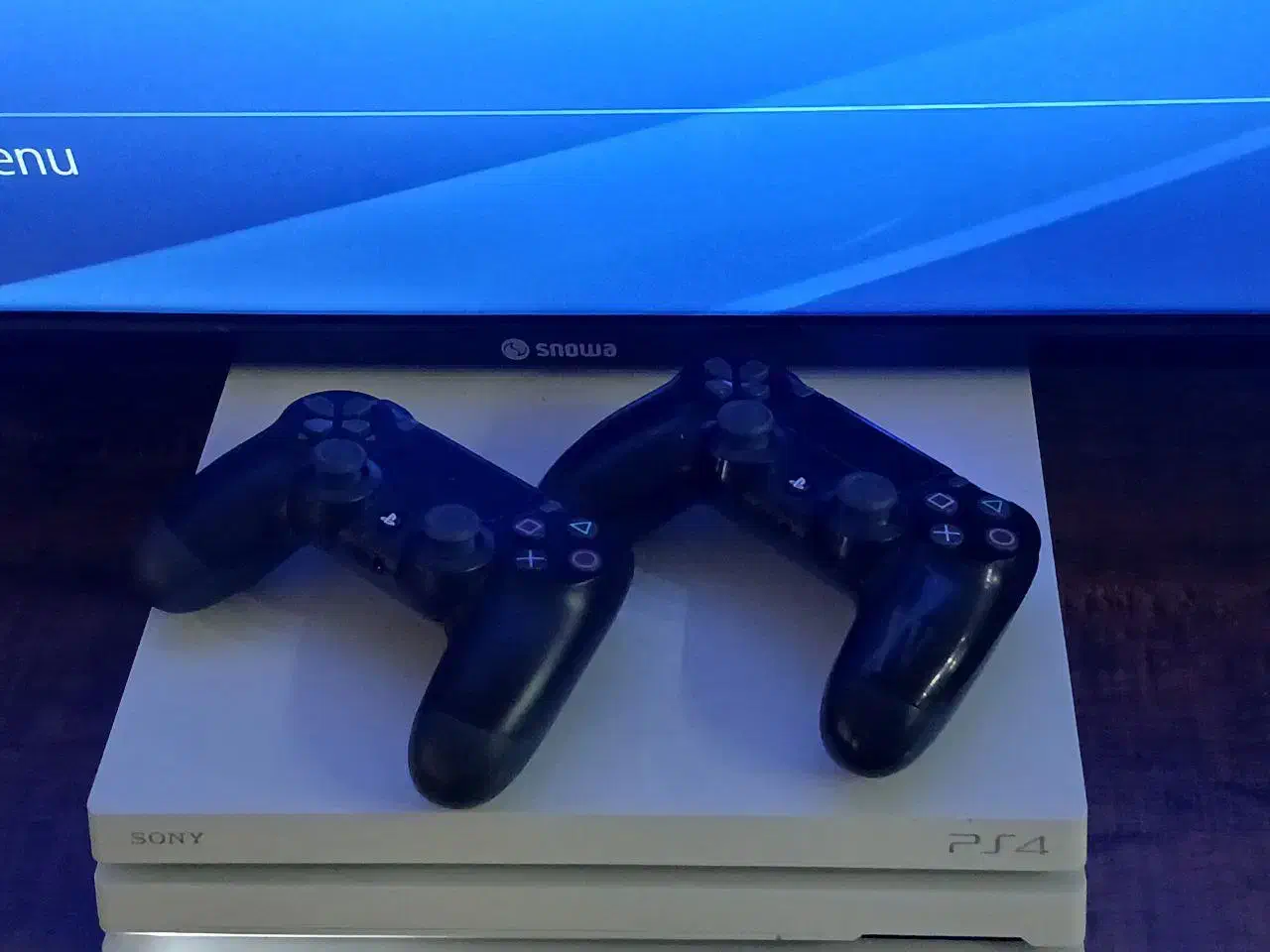 ps 4 pro پی اس 4 پرو پی اس فور پرو|کنسول، بازی ویدئویی و آنلاین|شیراز, شهرک گلستان|دیوار