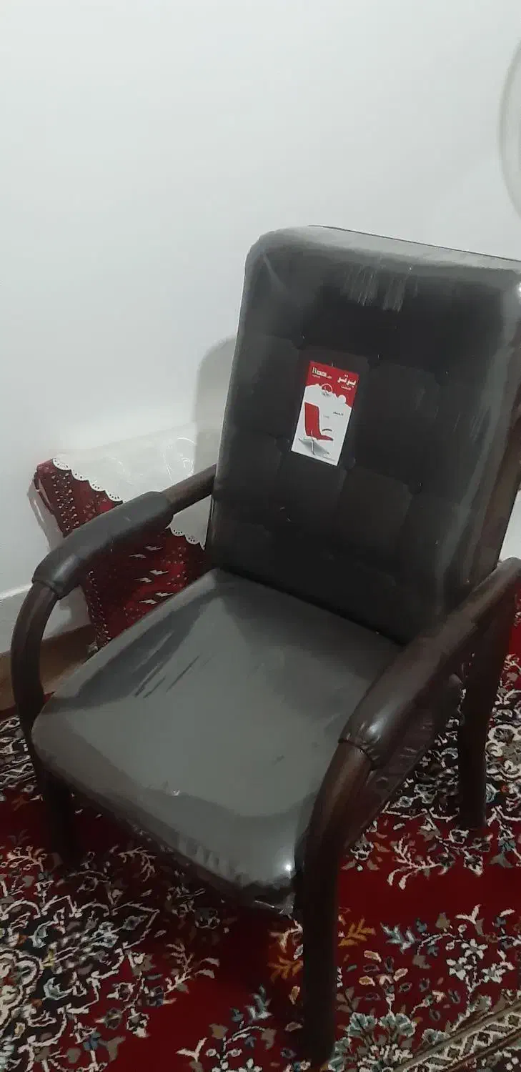 صندلی|صندلی و نیمکت|ساوه, |دیوار