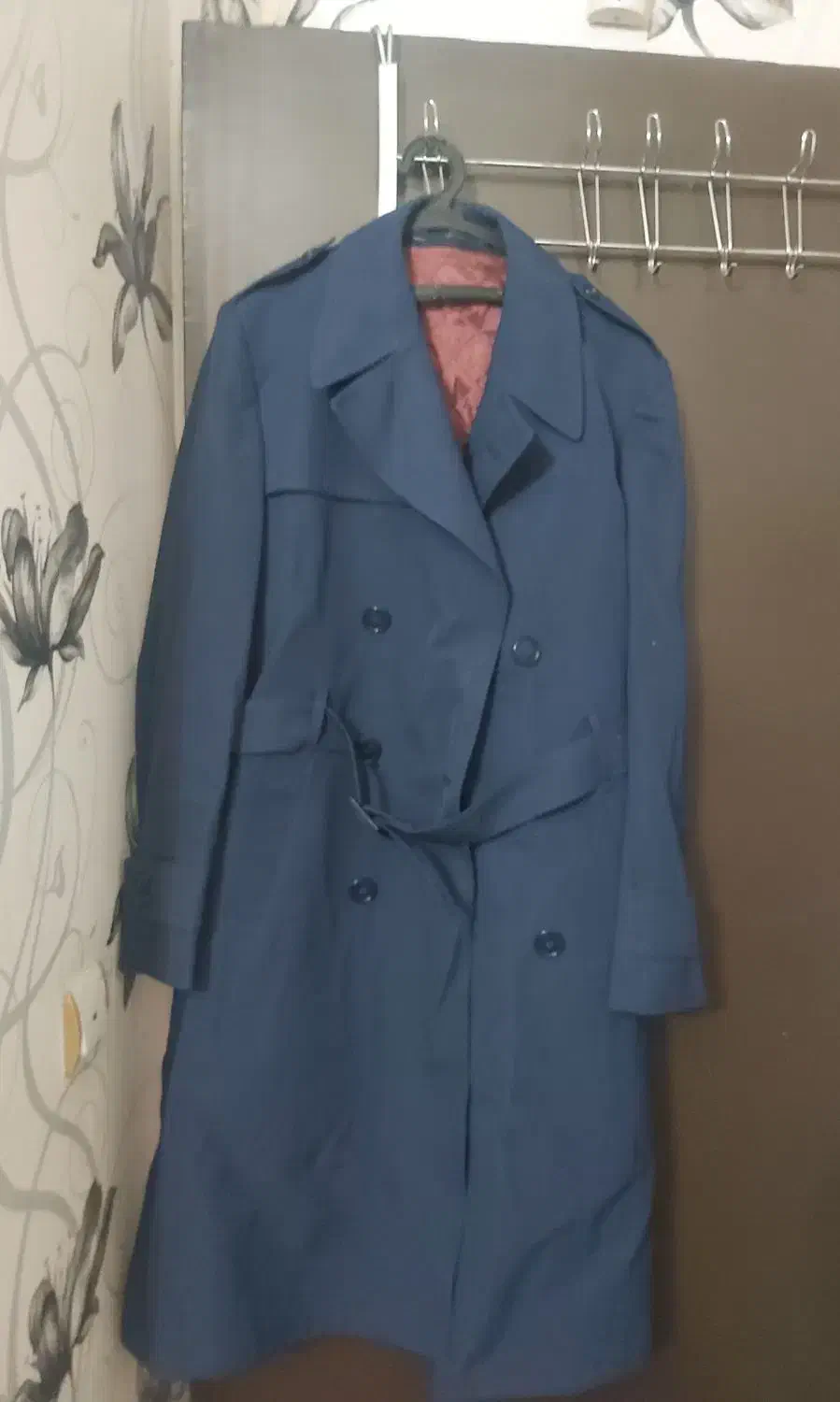 پالتو|لباس|اندیشه, اندیشه فاز ۲|دیوار