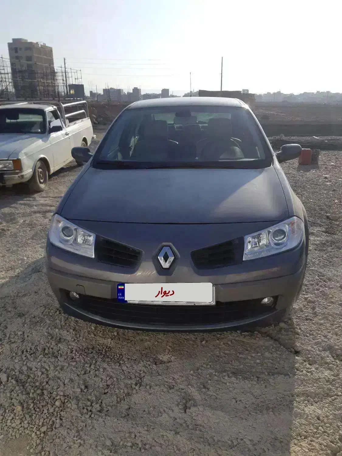 رنو مگان ۲۰۰۰ مدل ۹۰ تمیز و بدون تصادف|خودرو سواری و وانت|تهران, جیحون|دیوار