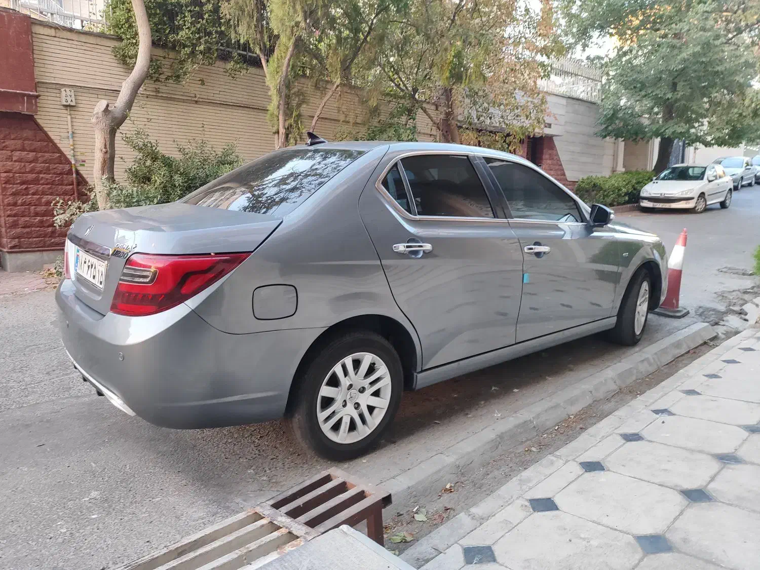 دنا پلاس مدل 98|خودرو سواری و وانت|تبریز, |دیوار