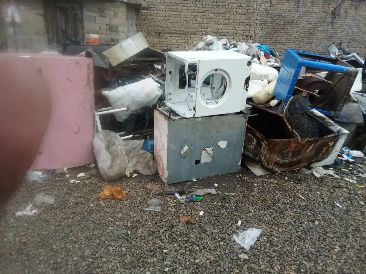 خرید.کلی‌اهن‌روی.پلاستیک.|خدمات پیشه و مهارت|کلاله, |دیوار