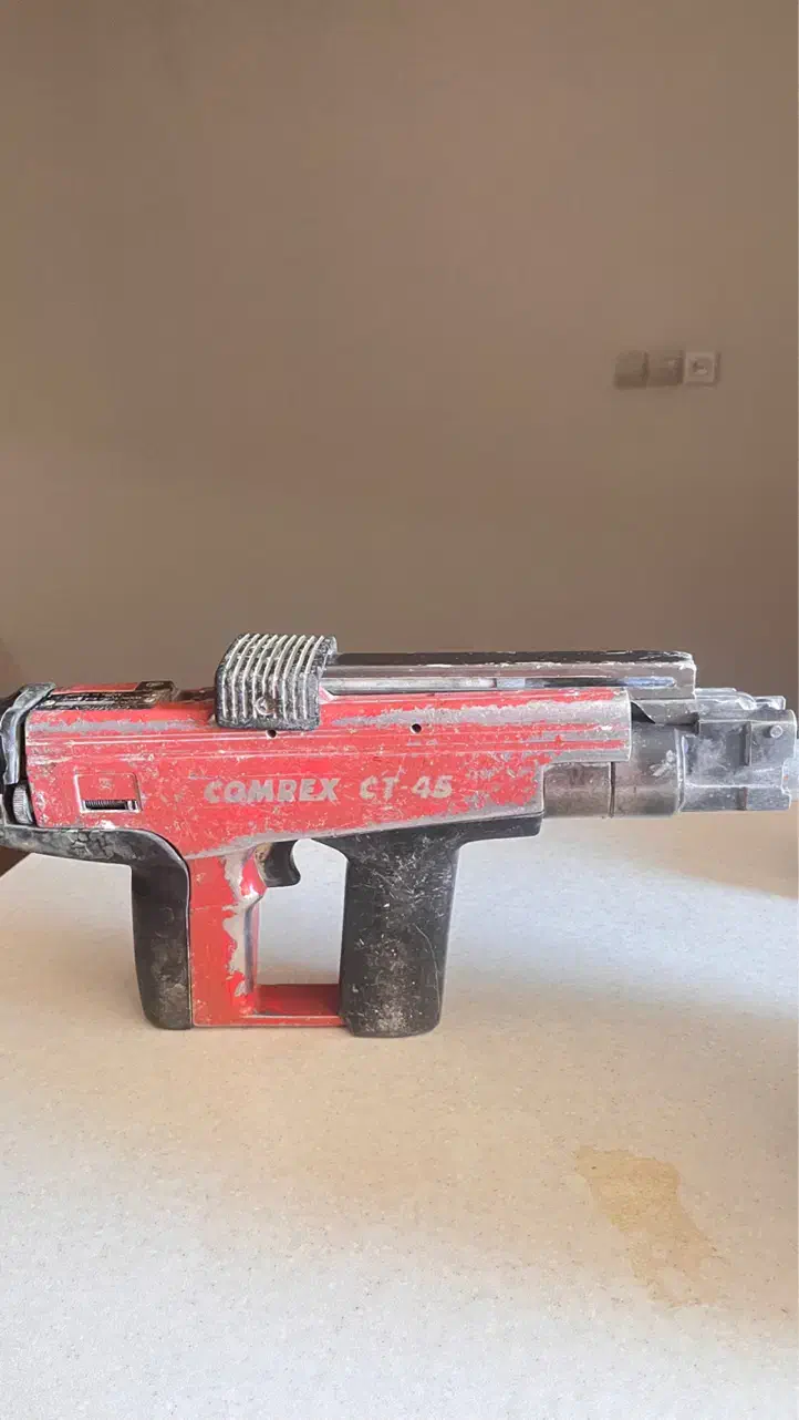 میخکوب کناف قدیمی|ابزارآلات|چهارباغ, |دیوار