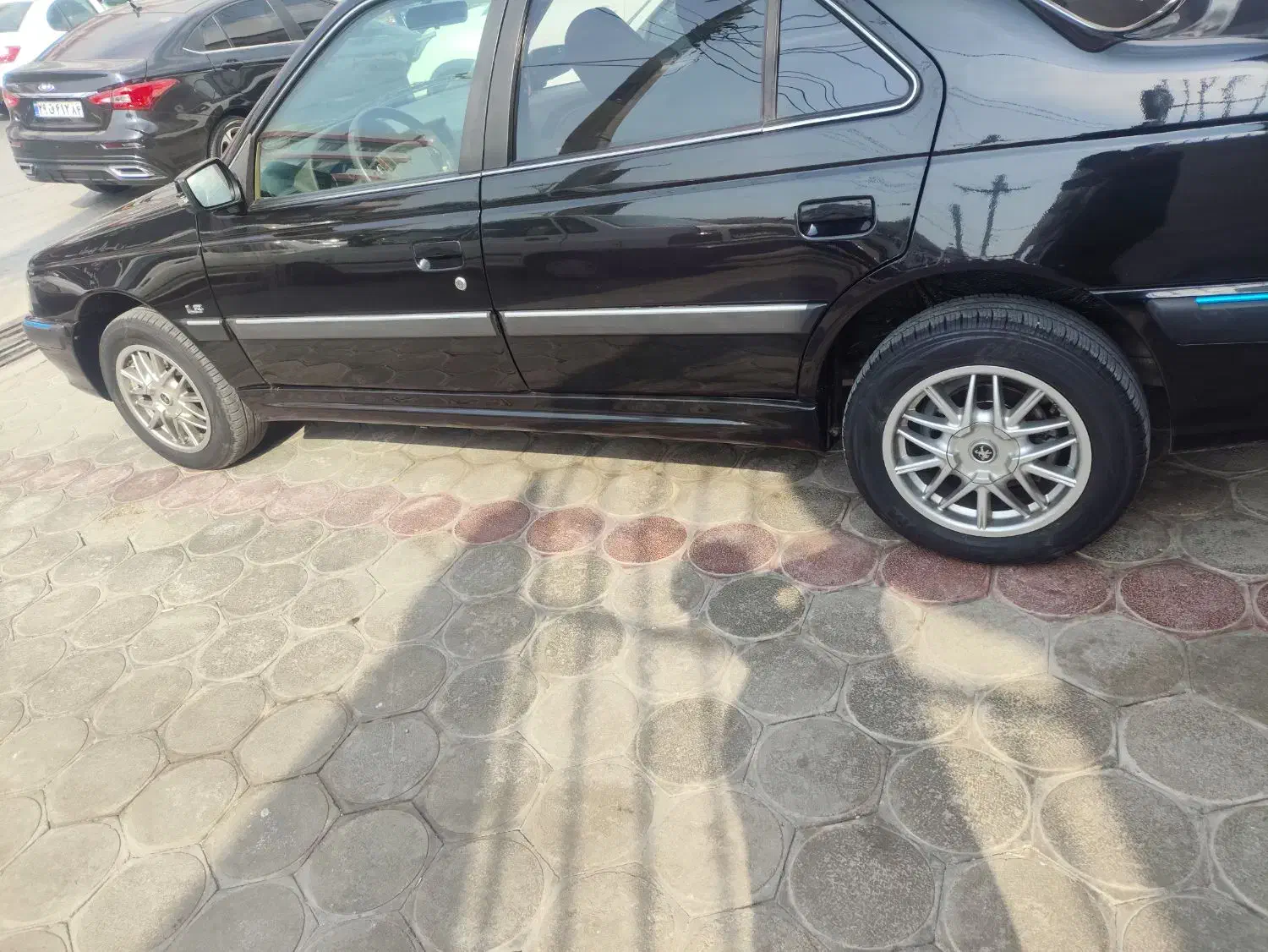 پارس402نیمه سفارشی|خودرو سواری و وانت|بندرعباس, |دیوار