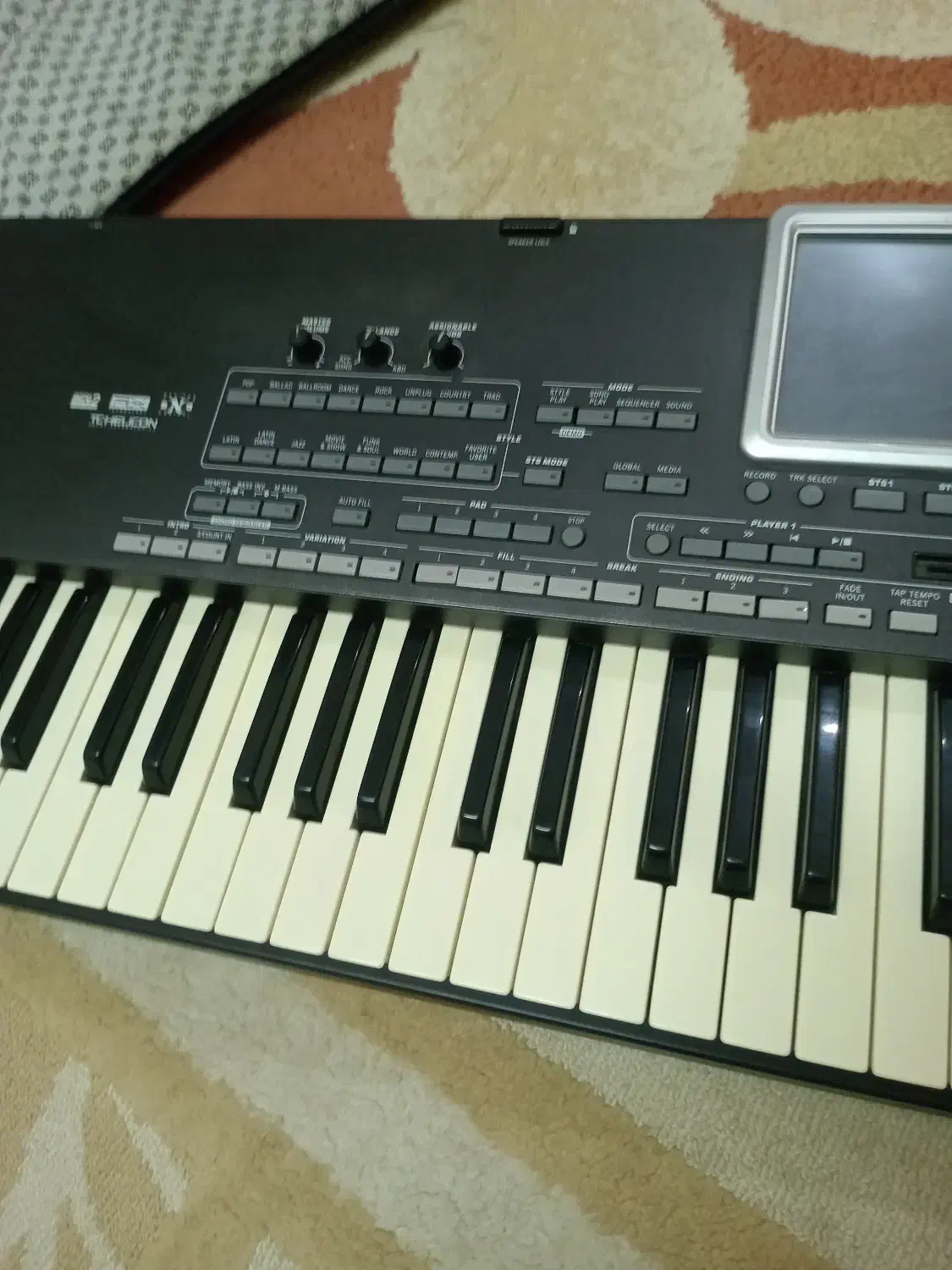 pa3le پیاتری|پیانو، کیبورد، آکاردئون|شهرضا, |دیوار