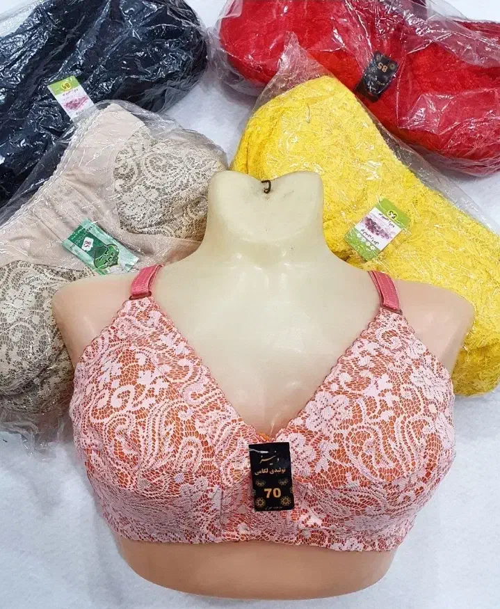 تعدادی سوتین و شورت زیر قیمت بازار|لباس|اهواز, ۲۰۰۰واحدی|دیوار