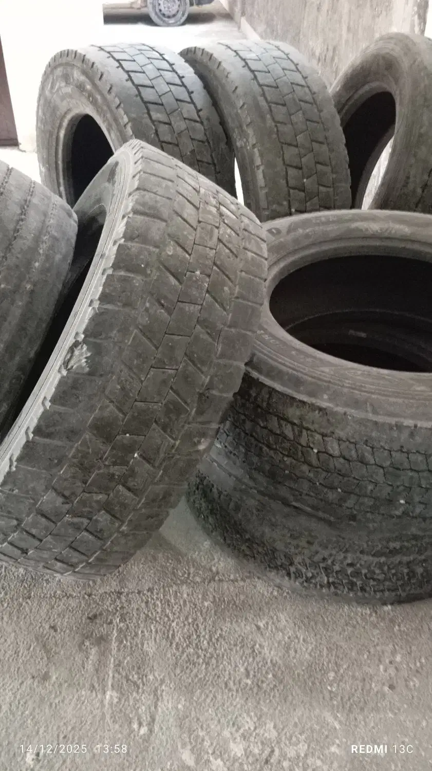 رینگ و لاستیک تیوبلس 10پیچ|قطعات یدکی و لوازم جانبی|شیروان (خراسان), |دیوار