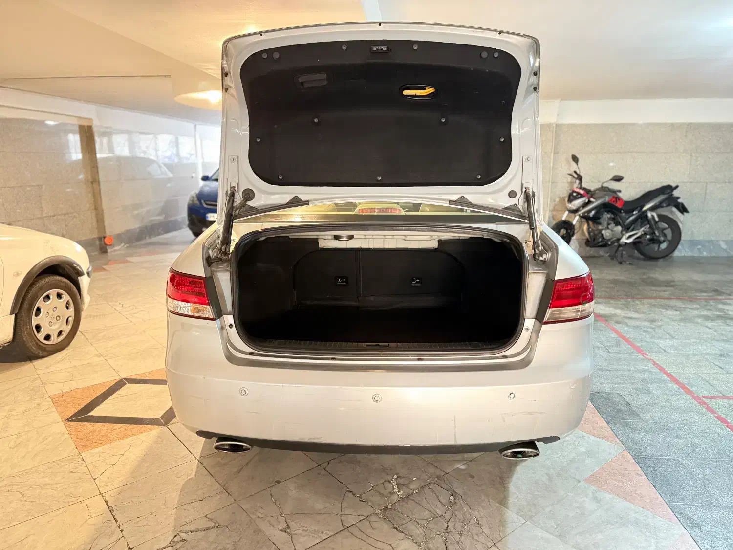 سوناتا ۲۰۰۷، ۶ سیلندر، بی رنگ|خودرو سواری و وانت|تهران, تهرانپارس جنوبی|دیوار