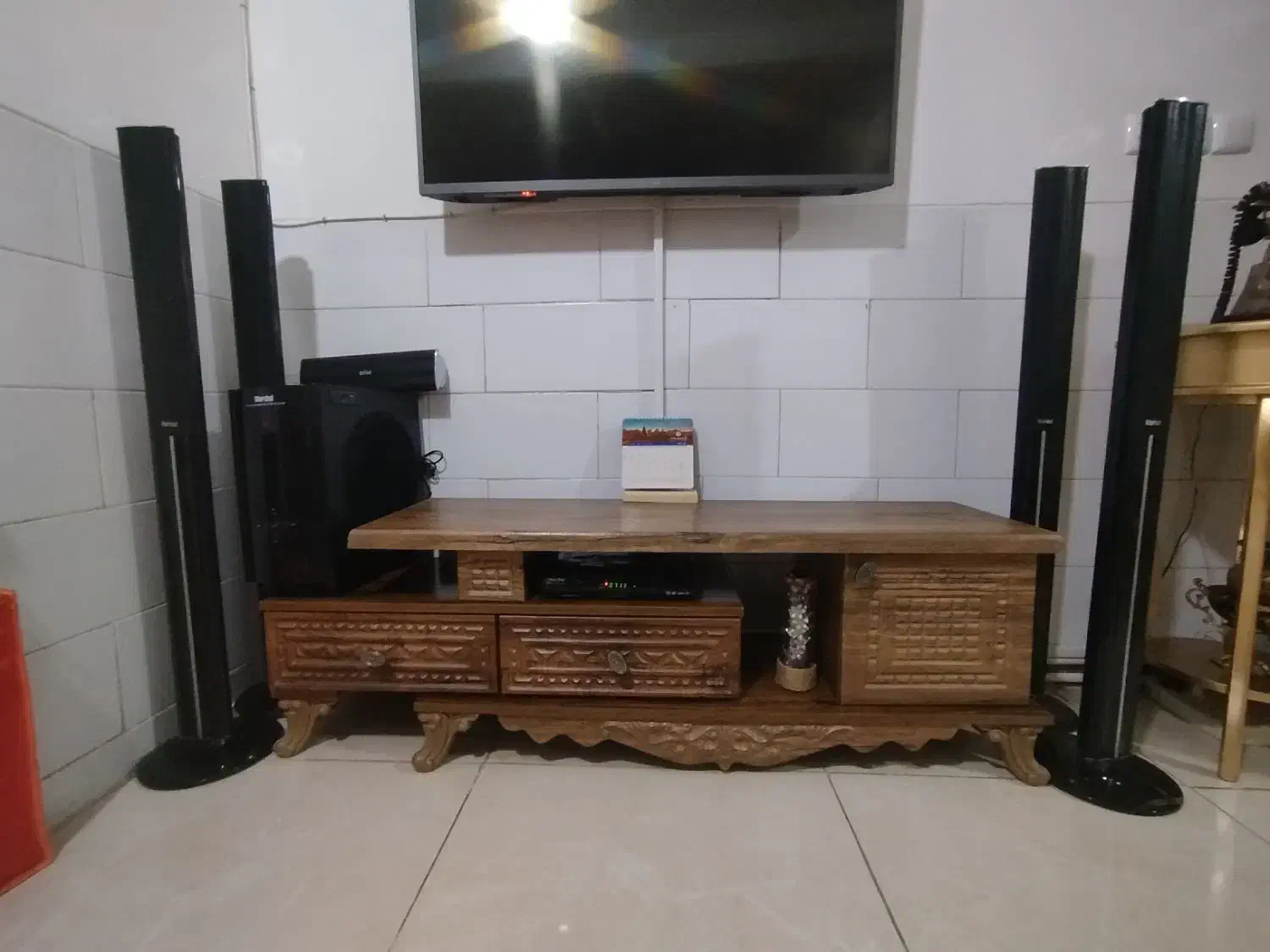 میز تلویزیون|میز تلویزیون|اراک, |دیوار