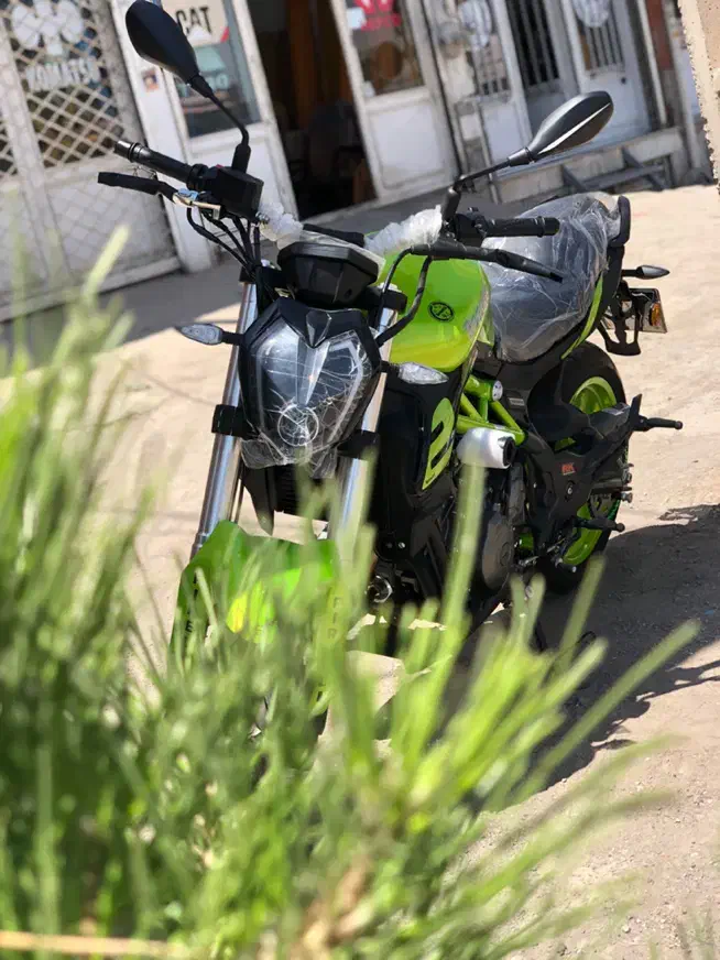 بنلی جفت ۱۴۰۰|موتورسیکلت|کرمان, |دیوار